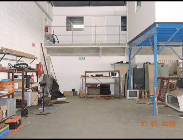447M² WAREHOUSE TO LET IN RIVERHORSE VALLEY